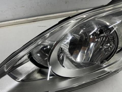 Lampa reflektor Ford C-Max MK2 + Grand 10-14r. LEWA przednia oryginalna H7 H1 lewy przód EUROPA am51-13w030-ae Lampa reflektor Ford C-Max MK2 + Grand 10-14r. LEWA przednia oryginalna H7 H1 lewy przód EUROPA am51-13w030-ae