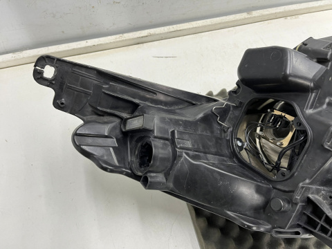 Lampa reflektor Ford C-Max MK2 + Grand 10-14r. LEWA przednia oryginalna H7 H1 lewy przód EUROPA am51-13w030-ae Lampa reflektor Ford C-Max MK2 + Grand 10-14r. LEWA przednia oryginalna H7 H1 lewy przód EUROPA am51-13w030-ae