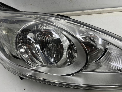 Lampa reflektor Ford C-Max MK2 + Grand 10-14r. PRAWA przednia oryginalna H7 H1 prawy przód EUROPA am51-13w029-ae Lampa reflektor Ford C-Max MK2 + Grand 10-14r. PRAWA przednia oryginalna H7 H1 prawy przód EUROPA am51-13w029-ae