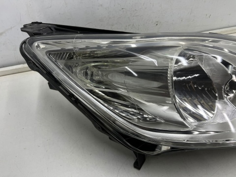 Lampa reflektor Ford C-Max MK2 + Grand 10-14r. PRAWA przednia oryginalna H7 H1 prawy przód EUROPA am51-13w029-ae Lampa reflektor Ford C-Max MK2 + Grand 10-14r. PRAWA przednia oryginalna H7 H1 prawy przód EUROPA am51-13w029-ae