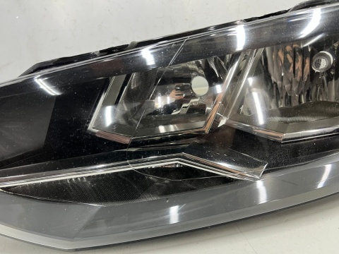 Lampa reflektor VW Polo 6 VI 2g 17-21r. LEWA przednia zwykła H7 lewy przód 2g1941005 Lampa reflektor VW Polo 6 VI 2g 17-21r. LEWA przednia zwykła H7 lewy przód 2g1941005