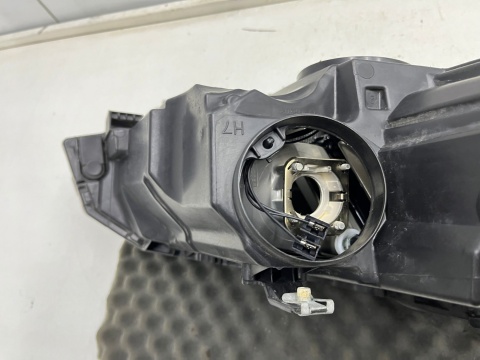 Lampa reflektor VW Polo 6 VI 2g 17-21r. LEWA przednia zwykła H7 lewy przód 2g1941005 Lampa reflektor VW Polo 6 VI 2g 17-21r. LEWA przednia zwykła H7 lewy przód 2g1941005