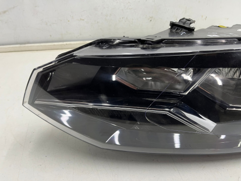 Lampa reflektor VW Polo 6 VI 2g 17-21r. LEWA przednia zwykła H7 lewy przód zamiennik TYC Lampa reflektor VW Polo 6 VI 2g 17-21r. LEWA przednia zwykła H7 lewy przód zamiennik TYC