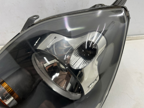 Lampa reflektor Ford Fiesta V MK6 LIFT 05-08r. LEWA przednia oryginalna H4 lewy przód EUROPA 6s61-13w030-ad Lampa reflektor Ford Fiesta V MK6 LIFT 05-08r. LEWA przednia oryginalna H4 lewy przód EUROPA 6s61-13w030-ad
