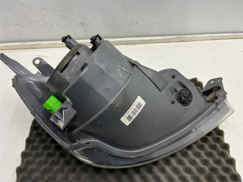 Lampa reflektor Ford Fiesta V MK6 LIFT 05-08r. LEWA przednia oryginalna H4 lewy przód EUROPA 6s61-13w030-ad Lampa reflektor Ford Fiesta V MK6 LIFT 05-08r. LEWA przednia oryginalna H4 lewy przód EUROPA 6s61-13w030-ad
