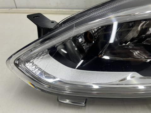 Lampa reflektor Ford Fiesta VII MK8 16-21r. LEWA przednia soczewka z LED + H1 lewy przód Europa oryginalna l1bb-13e015-ce Lampa reflektor Ford Fiesta VII MK8 16-21r. LEWA przednia soczewka z LED + H1 lewy przód Europa oryginalna l1bb-13e015-ce