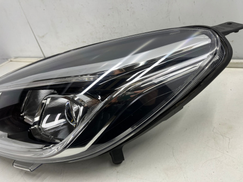 Lampa reflektor Ford Fiesta VII MK8 16-21r. LEWA przednia soczewka z LED + H1 lewy przód Europa oryginalna l1bb-13e015-ce Lampa reflektor Ford Fiesta VII MK8 16-21r. LEWA przednia soczewka z LED + H1 lewy przód Europa oryginalna l1bb-13e015-ce