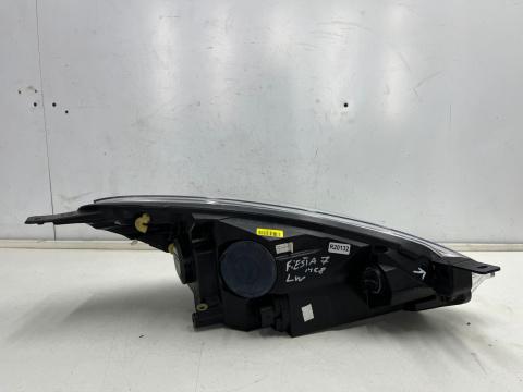 Lampa reflektor Ford Fiesta VII MK8 16-21r. LEWA przednia soczewka z LED + H1 lewy przód Europa oryginalna l1bb-13e015-ce Lampa reflektor Ford Fiesta VII MK8 16-21r. LEWA przednia soczewka z LED + H1 lewy przód Europa oryginalna l1bb-13e015-ce