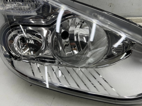 Lampa reflektor Ford Galaxy MK2 Ford S-Max MK1 06-14r. PRAWA przednia zwykła H7 H1 prawy przód Europa oryginalna 6m21-13w029-ak Lampa reflektor Ford Galaxy MK2 Ford S-Max MK1 06-14r. PRAWA przednia zwykła H7 H1 prawy przód Europa oryginalna 6m21-13w029-ak