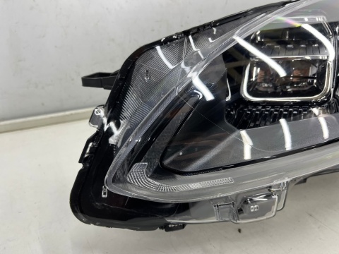 Lampa reflektor Ford Kuga MK3 19-24r. LEWA przednia FULL LED Europa oryginal lewy przód lv4b-13e015-fh Lampa reflektor Ford Kuga MK3 19-24r. LEWA przednia FULL LED Europa oryginal lewy przód lv4b-13e015-fh