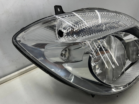 Lampa reflektor Mercedes Sprinter II w906 przedlift 06-13r. PRAWA przednia zwykła H7 prawy przód Europa oryginalna a9068200261 Lampa reflektor Mercedes Sprinter II w906 przedlift 06-13r. PRAWA przednia zwykła H7 prawy przód Europa oryginalna a9068200261