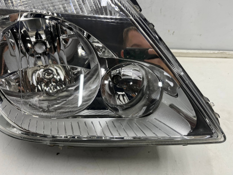 Lampa reflektor Mercedes Sprinter II w906 przedlift 06-13r. PRAWA przednia zwykła H7 prawy przód Europa oryginalna a9068200261 Lampa reflektor Mercedes Sprinter II w906 przedlift 06-13r. PRAWA przednia zwykła H7 prawy przód Europa oryginalna a9068200261