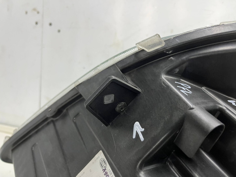 Lampa reflektor Mercedes Sprinter II w906 przedlift 06-13r. PRAWA przednia zwykła H7 prawy przód Europa oryginalna a9068200261 Lampa reflektor Mercedes Sprinter II w906 przedlift 06-13r. PRAWA przednia zwykła H7 prawy przód Europa oryginalna a9068200261