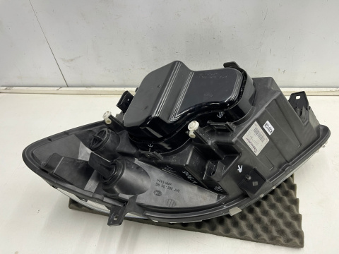 Lampa reflektor Mercedes Sprinter II w906 przedlift 06-13r. PRAWA przednia zwykła H7 prawy przód Europa oryginalna a9068200261 Lampa reflektor Mercedes Sprinter II w906 przedlift 06-13r. PRAWA przednia zwykła H7 prawy przód Europa oryginalna a9068200261