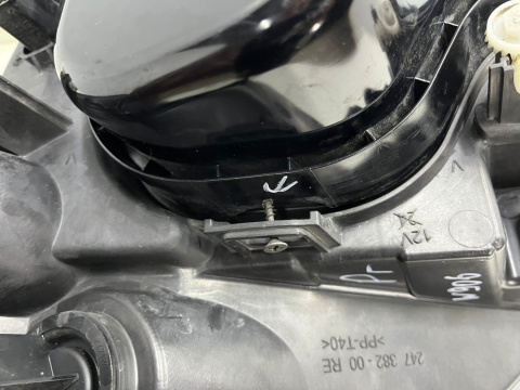 Lampa reflektor Mercedes Sprinter II w906 przedlift 06-13r. PRAWA przednia zwykła H7 prawy przód Europa oryginalna a9068200261 Lampa reflektor Mercedes Sprinter II w906 przedlift 06-13r. PRAWA przednia zwykła H7 prawy przód Europa oryginalna a9068200261