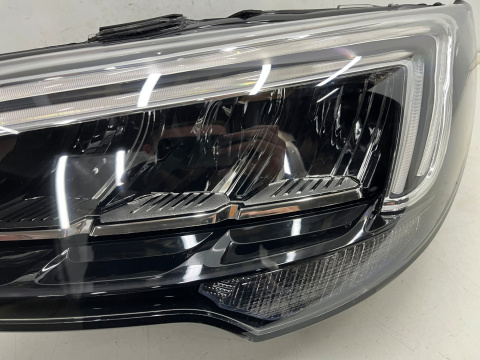 Lampa reflektor Opel Crossland LIFT 20r.- LEWA przednia FULL LED Europa oryginal lewy przód 462161423 Lampa reflektor Opel Crossland LIFT 20r.- LEWA przednia FULL LED Europa oryginal lewy przód 462161423