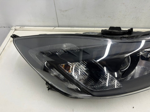 Lampa reflektor Opel Insignia A 08-13r. LEWA PRAWA przednia kompletna BI Xenon BiXsenon SKRĘTNY Europa oryginal KOMPLET Lampa reflektor Opel Insignia A 08-13r. LEWA PRAWA przednia kompletna BI Xenon BiXsenon SKRĘTNY Europa oryginal KOMPLET