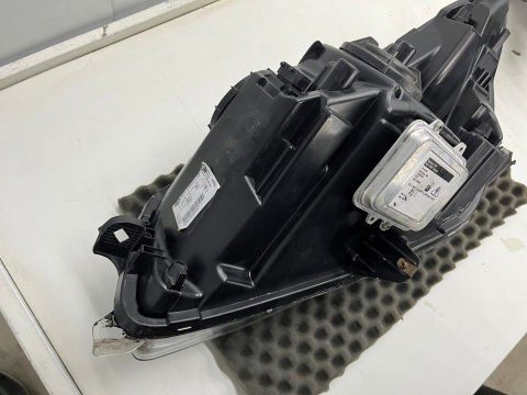 Lampa reflektor Opel Insignia A 08-13r. LEWA PRAWA przednia kompletna BI Xenon BiXsenon SKRĘTNY Europa oryginal KOMPLET Lampa reflektor Opel Insignia A 08-13r. LEWA PRAWA przednia kompletna BI Xenon BiXsenon SKRĘTNY Europa oryginal KOMPLET