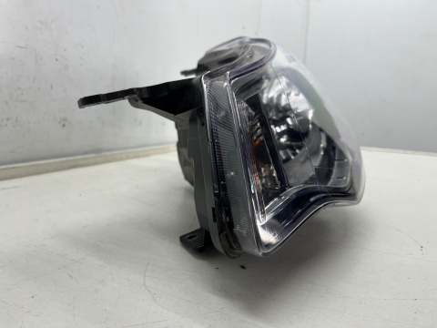 Lampa reflektor Opel Karl 14-19r. LEWA przednia H4 LEDowy pasek ORYGINALNA Karl Rocks Lampa reflektor Opel Karl 14-19r. LEWA przednia H4 LEDowy pasek ORYGINALNA Karl Rocks