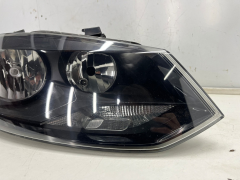Lampa reflektor VW Polo 5 V 6r LIFT 14-17r. PRAWA przednia zwykła na żarówkę H7 Europa prawy przód 6r1941008g Lampa reflektor VW Polo 5 V 6r LIFT 14-17r. PRAWA przednia zwykła na żarówkę H7 Europa prawy przód 6r1941008g