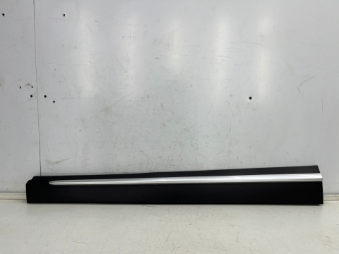 Listwa Mazda CX-3 CX3 14-21r. lewa przednia dolna nakładka drzwi lewy przód listewka srebrny połysk d10e-51rb1 Listwa Mazda CX-3 CX3 14-21r. lewa przednia dolna nakładka drzwi lewy przód listewka srebrny połysk d10e-51rb1
