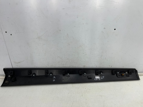 Listwa Mazda CX-3 CX3 14-21r. lewa przednia dolna nakładka drzwi lewy przód listewka srebrny połysk d10e-51rb1 Listwa Mazda CX-3 CX3 14-21r. lewa przednia dolna nakładka drzwi lewy przód listewka srebrny połysk d10e-51rb1