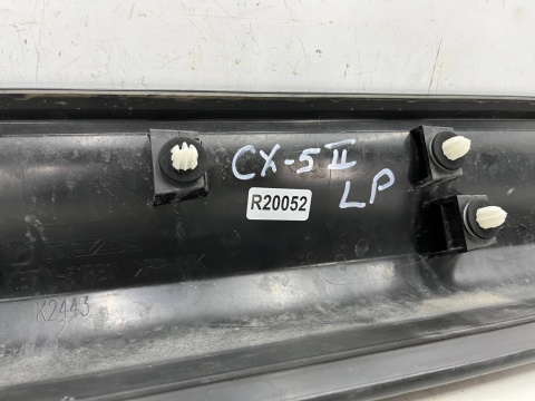 Listwa Mazda CX-5 II CX5 II 17r.- lewa przednia dolna nakładka drzwi lewy przód kb7w-51rb1 Listwa Mazda CX-5 II CX5 II 17r.- lewa przednia dolna nakładka drzwi lewy przód kb7w-51rb1