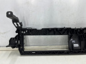 Osłona chłodnicy Audi A4 B9 15-19r.  obudowa ramka żaluzji atrapy zderzaka pasa przedniego 8w0807771