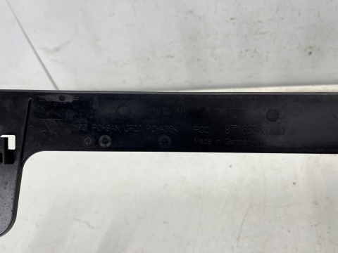 Listwa Porsche Panamera II 971 16-23r. LEWA przednia nakładka osłona słupka drzwi przednich lewy przód 971853183a Listwa Porsche Panamera II 971 16-23r. LEWA przednia nakładka osłona słupka drzwi przednich lewy przód 971853183a