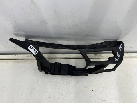 Ślizg VW Golf 6 VI 08-12r. prawe przednie mocowanie wspornik uchwyt zderzaka prawy przód 5k0807724 Ślizg VW Golf 6 VI 08-12r. prawe przednie mocowanie wspornik uchwyt zderzaka prawy przód 5k0807724