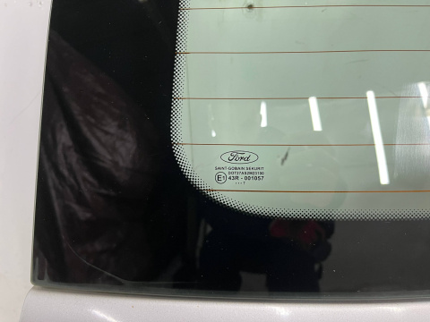 Klapa bagażnika Ford C-Max Cmax Mk1 I 03-10r. tylna O3 Klapa bagażnika Ford C-Max Cmax Mk1 I 03-10r. tylna O3