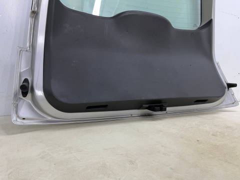 Klapa bagażnika Ford C-Max Cmax Mk1 I 03-10r. tylna O3 Klapa bagażnika Ford C-Max Cmax Mk1 I 03-10r. tylna O3