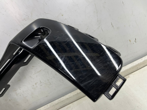 Atrapa Porsche 911 VIII Porsche 992 19r.- kratka zderzaka lewa przednia listwa wlot powietrza lewy przód 992807763 992807763A Atrapa Porsche 911 VIII Porsche 992 19r.- kratka zderzaka lewa przednia listwa wlot powietrza lewy przód 992807763 992807763A