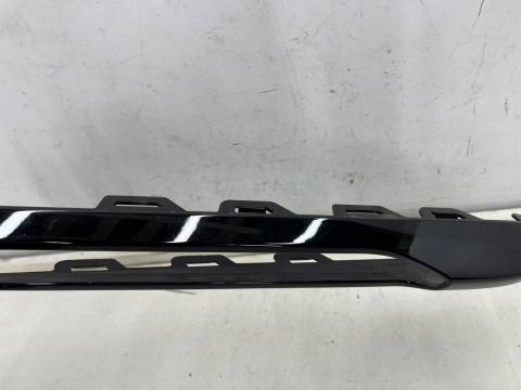 Atrapa Porsche 911 VIII Porsche 992 19r.- kratka zderzaka prawa przednia listwa wlot powietrza prawy przód 992807764 992807764A Atrapa Porsche 911 VIII Porsche 992 19r.- kratka zderzaka prawa przednia listwa wlot powietrza prawy przód 992807764 992807764A