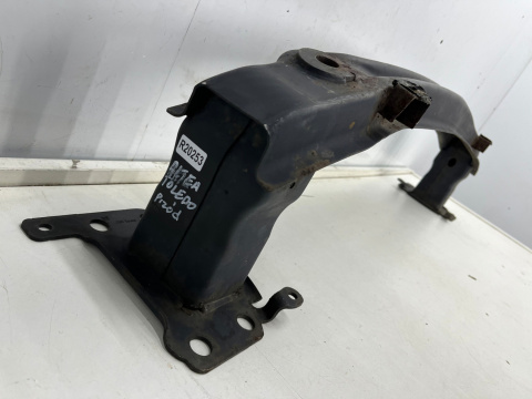 Belka zderzaka Seat Altea Toledo III 04-15r. przednie wzmocnienie zderzaka pasa przedniego przód 5q0816411ar Belka zderzaka Seat Altea Toledo III 04-15r. przednie wzmocnienie zderzaka pasa przedniego przód 5q0816411ar
