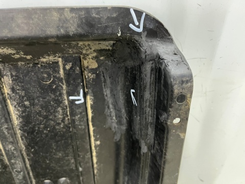 Osłona podwozia BMW X5 E53 99-06r. osłona automatycznej skrzyni biegów dolna płyta silnika Osłona podwozia BMW X5 E53 99-06r. osłona automatycznej skrzyni biegów dolna płyta silnika