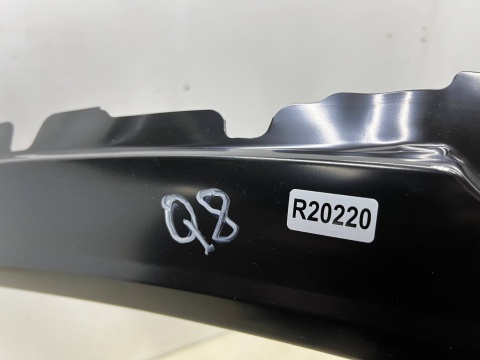 Poszycie Audi Q8 18r.- PRAWY przedni słupek szyby rama drzwi ćwiartka NOWA oryginalna 4m8809840 Poszycie Audi Q8 18r.- PRAWY przedni słupek szyby rama drzwi ćwiartka NOWA oryginalna 4m8809840