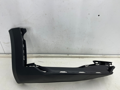 Zderzak przedni Audi A4 B9 Allroad lift 19r.- listwa przód spoiler narożnik zderzaka prawy przedni 8W0807062B Zderzak przedni Audi A4 B9 Allroad lift 19r.- listwa przód spoiler narożnik zderzaka prawy przedni 8W0807062B