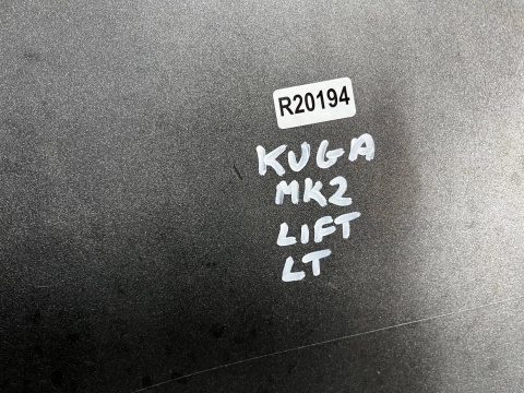 Zderzak tylny Ford Kuga Mk2 II 16-19r. Lift narożnik nakładka lewa zderzaka GV44-17A895-A Zderzak tylny Ford Kuga Mk2 II 16-19r. Lift narożnik nakładka lewa zderzaka GV44-17A895-A