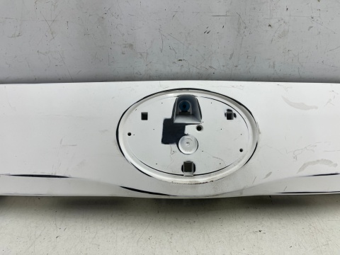 Listwa Toyota Prius+ Pruis Plus 11-21r. blenda nakładka dolna otwierania klapy bagażnika podświetlenie tablicy 76801-47140 Listwa Toyota Prius+ Pruis Plus 11-21r. blenda nakładka dolna otwierania klapy bagażnika podświetlenie tablicy 76801-47140