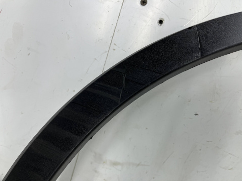 Listwa Volvo XC40 17r.- lewy przedni rant nadkola błotnika nakładka lewy przód 31448344 Listwa Volvo XC40 17r.- lewy przedni rant nadkola błotnika nakładka lewy przód 31448344