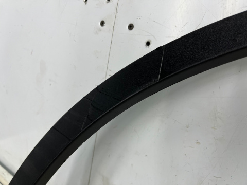 Listwa Volvo XC40 17r.- lewy przedni rant nadkola błotnika nakładka lewy przód 31448344 Listwa Volvo XC40 17r.- lewy przedni rant nadkola błotnika nakładka lewy przód 31448344