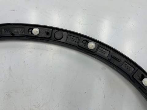 Listwa Volvo XC40 17r.- prawy przedni rant nadkola błotnika nakładka prawy przód 31448345 Listwa Volvo XC40 17r.- prawy przedni rant nadkola błotnika nakładka prawy przód 31448345