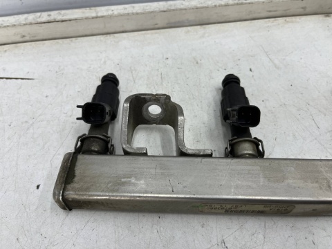 Listwa wtryskowa Ford S-Max Mondeo Galaxy C-max Focus Volvo C30 S40 S80 V50 V70 2.0b wtryski 4m5g-9d280-db 0280156154 1s7g-ga Listwa wtryskowa Ford S-Max Mondeo Galaxy C-max Focus Volvo C30 S40 S80 V50 V70 2.0b wtryski 4m5g-9d280-db 0280156154 1s7g-ga