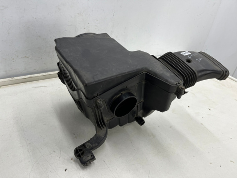 Obudowa filtra powietrza Ford C-max MK1 Focus MK2 Volvo C30 S40 V50 1.8b 2.0b 03-10r. 7m51-9600-ae