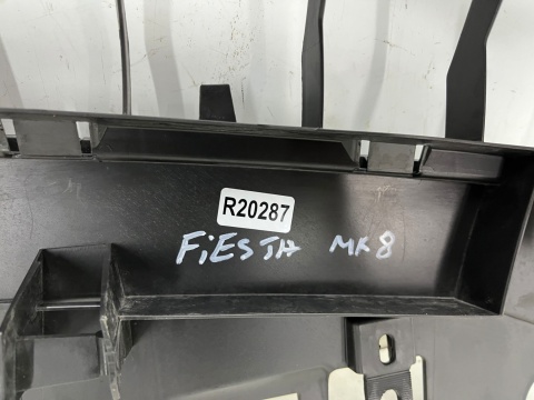 Osłona pasa przedniego Ford Fiesta VII MK8 16-21r. nakładka górna pokrywa zamku maski atrapy h1bb-17e778-a1h Osłona pasa przedniego Ford Fiesta VII MK8 16-21r. nakładka górna pokrywa zamku maski atrapy h1bb-17e778-a1h