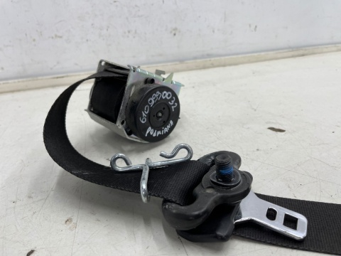 Pas bezpieczeństwa Ford C-Max CMax Mk1 03-10r. prawy przedni pasażera prawy przód 3m51-r61294-ag Pas bezpieczeństwa Ford C-Max CMax Mk1 03-10r. prawy przedni pasażera prawy przód 3m51-r61294-ag