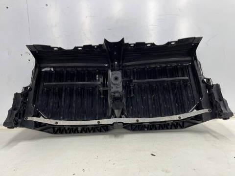 Pas przedni BMW X7 G07 18r.- wzmocnienie czołowe ramka atrapy grilla żaluzja kierownica powietrza oryginalna 22677510 Pas przedni BMW X7 G07 18r.- wzmocnienie czołowe ramka atrapy grilla żaluzja kierownica powietrza oryginalna 22677510