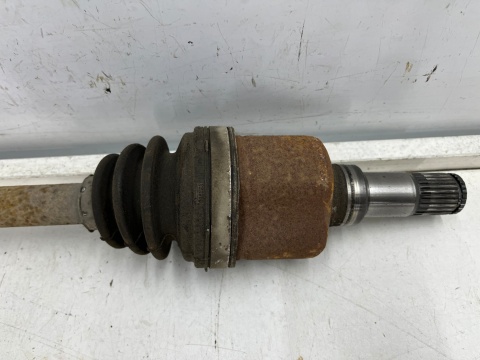 Półoś Volvo C30 C70 S40 V50 Ford C-max MK1 Focus MK2 03-12r. 2.0b LEWA przednia półoś napędowa krótka lewy przód 3m51-3b437-kh Półoś Volvo C30 C70 S40 V50 Ford C-max MK1 Focus MK2 03-12r. 2.0b LEWA przednia półoś napędowa krótka lewy przód 3m51-3b437-kh