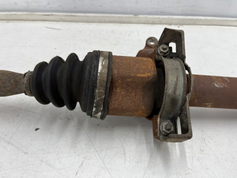 Półoś Volvo C30 C70 S40 V50 Ford C-max MK1 Focus MK2 03-12r. 2.0b PRAWA przednia półoś napędowa długa prawy przód 3m51-3b436-kh Półoś Volvo C30 C70 S40 V50 Ford C-max MK1 Focus MK2 03-12r. 2.0b PRAWA przednia półoś napędowa długa prawy przód 3m51-3b436-kh